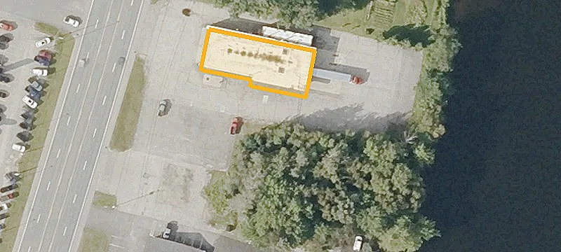 494 Main St