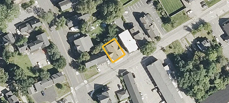 14-16 Perley St