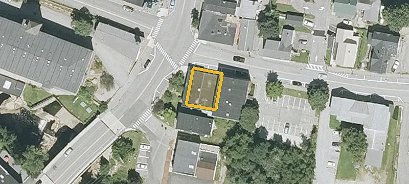 3 Glass St