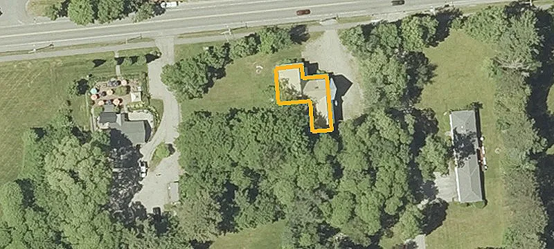2324 Main St