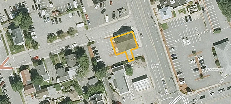 295 Main St