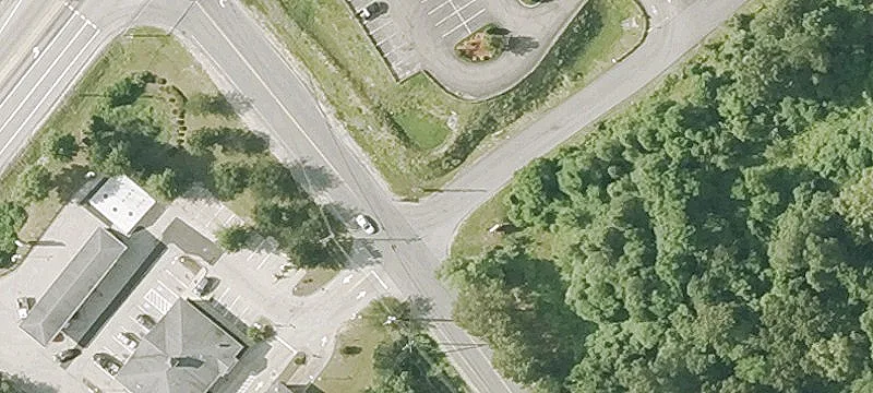 203 Robinson Rd