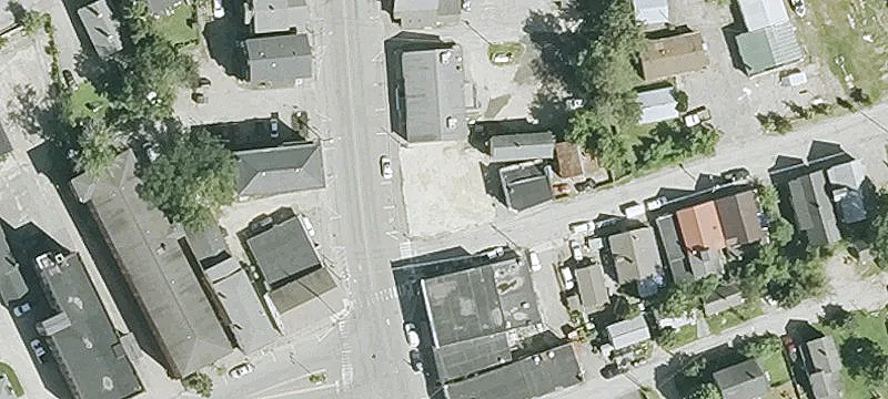Main St