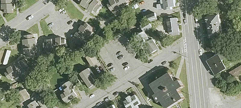 Pleasant St