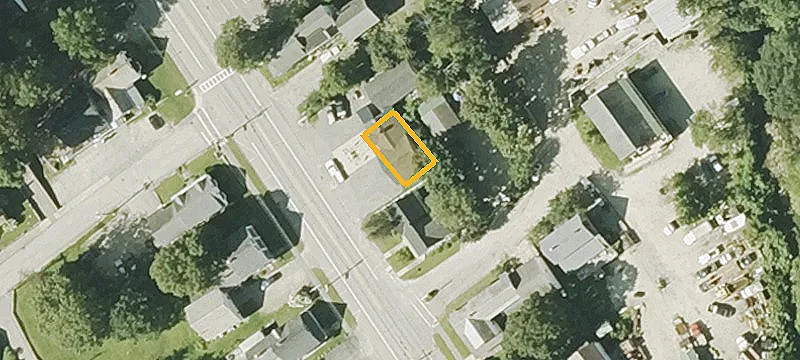 142 Main St