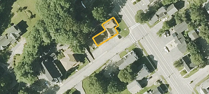 135 Main St