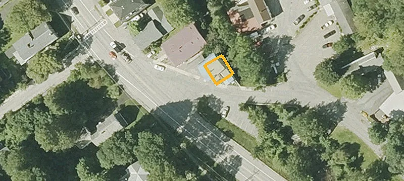 174 Main St