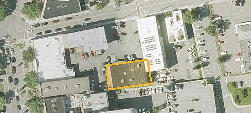 25 Roxbury St