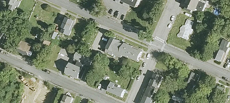 21 Grand St
