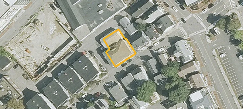 299 Hanover St