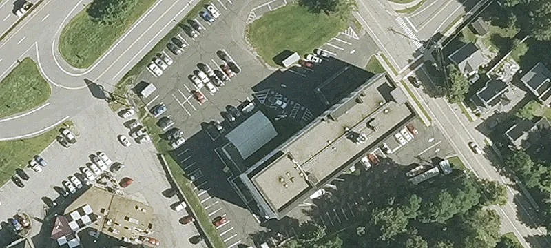 300 Woodbury Ave