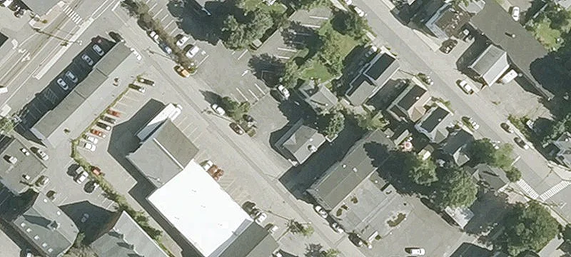 27 Albany St