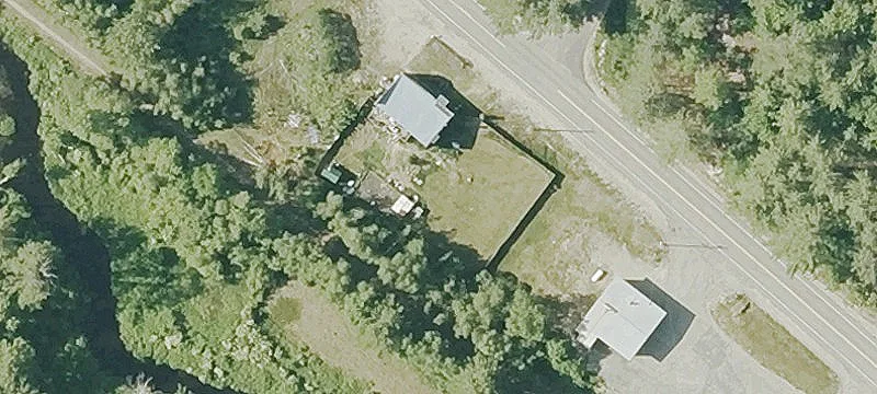 573 Main St