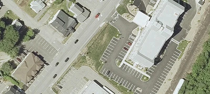 2 Main St