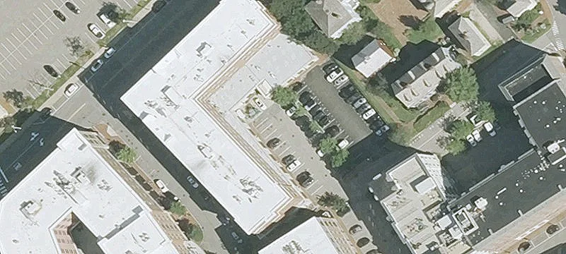 100 Deer St