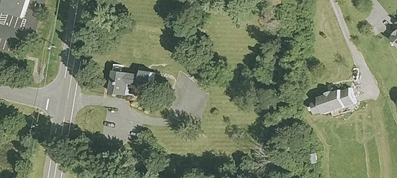 47 Newton Rd