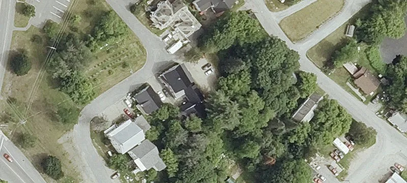 6 Oak Hl St