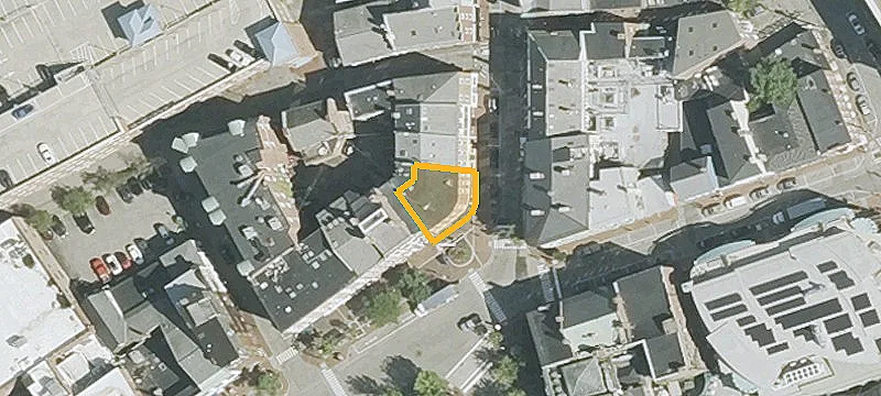 10 Market Sq