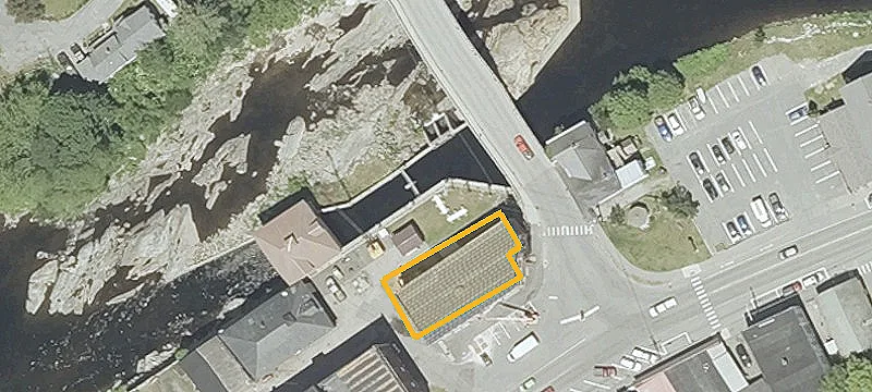 15 Hydro Blvd