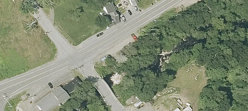 405 Middle Rd