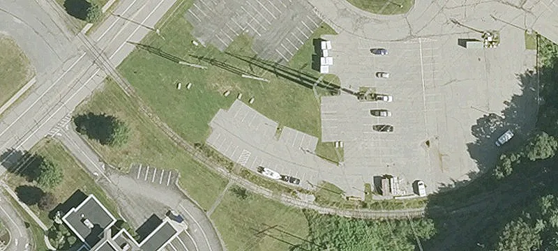 100 Borthwick Ave
