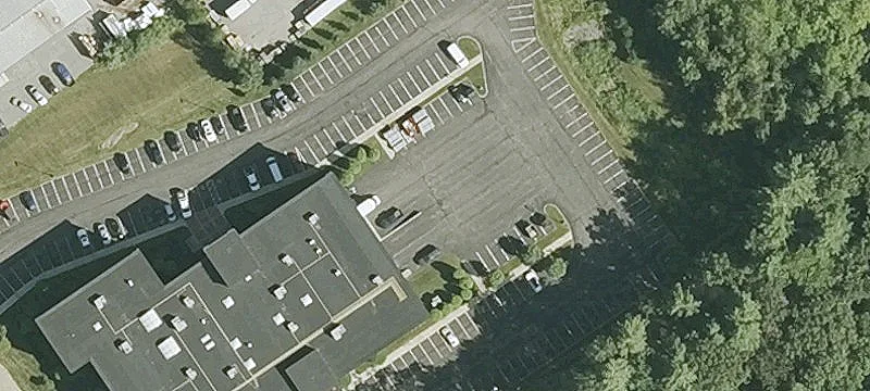 300 Constitution Ave