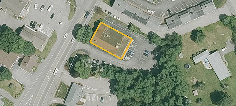 83 Lafayette Rd