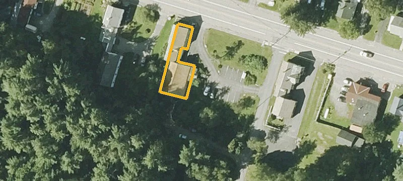 89 Main St