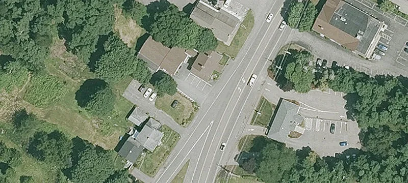 82 Lafayette Rd