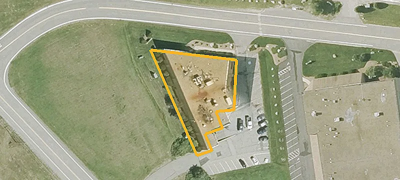 4 Delta Dr