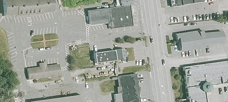 12 Lafayette Rd