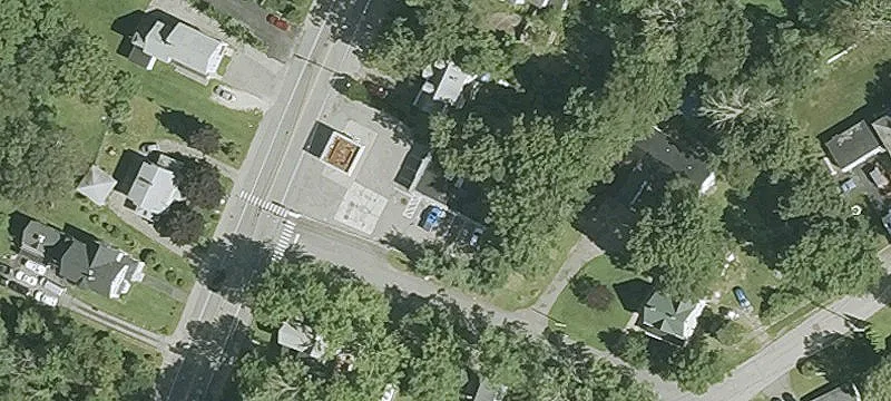 258 High St