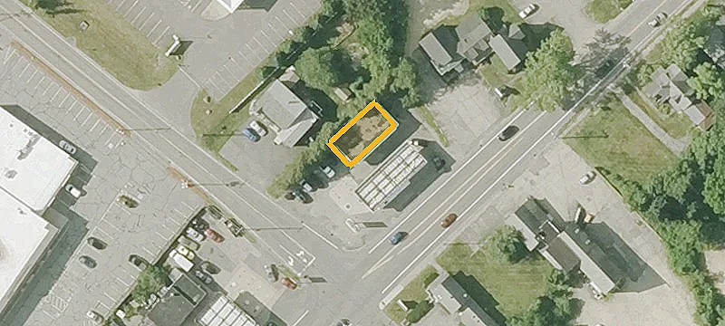 6 Nashua Rd