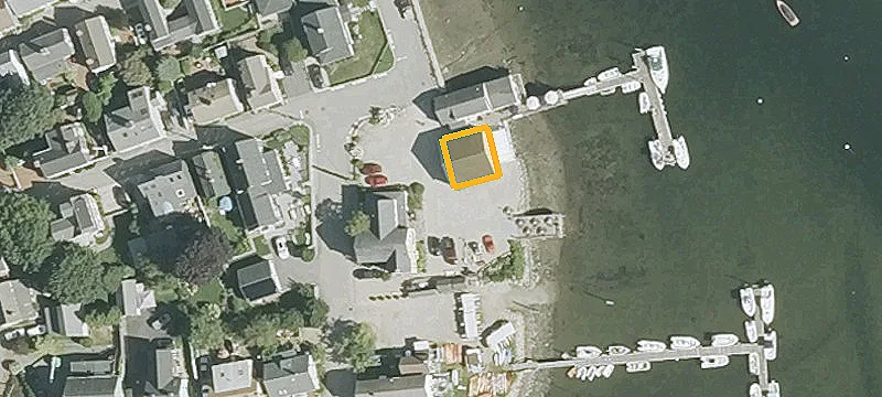 15 Pickering Ave