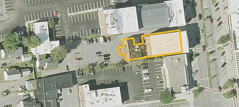 101 Main St