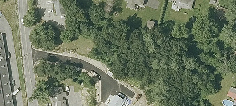 15 Gdn Rd
