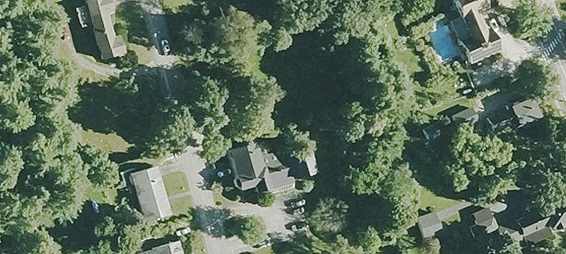 144 Hall Ave