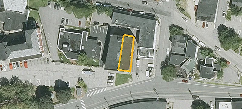 15 Railroad Sq, Unit 17