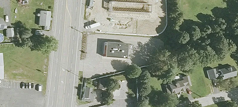 438 High St