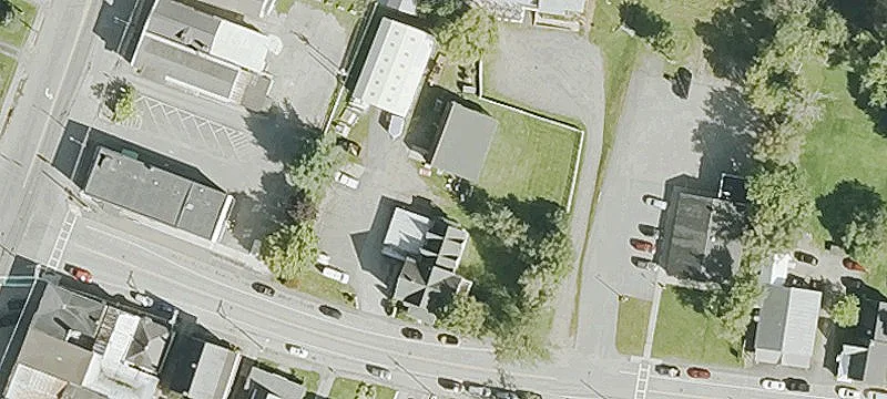 13 Parsons St