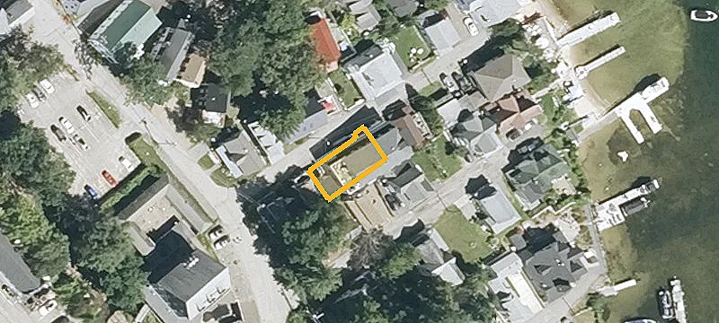 7 Baker Ave