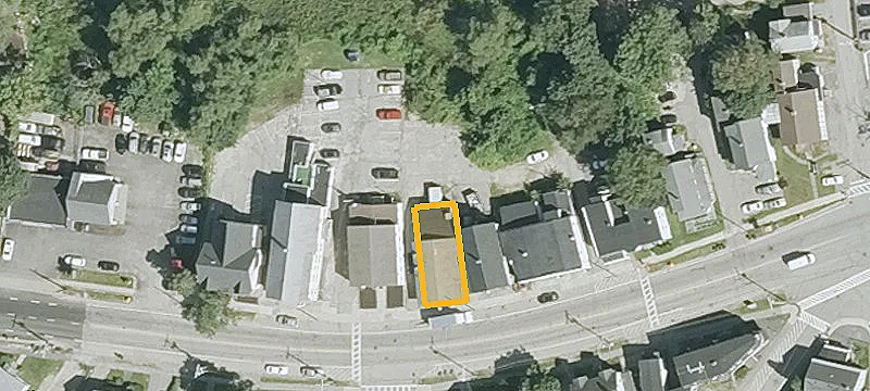 137 Main St