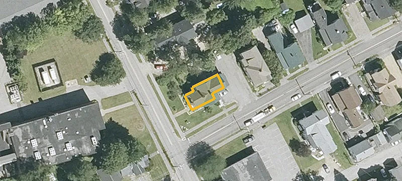 755 Main St