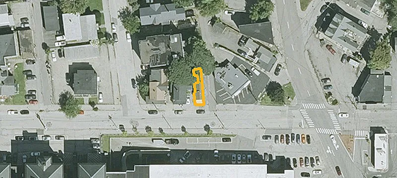 210 Lowell St