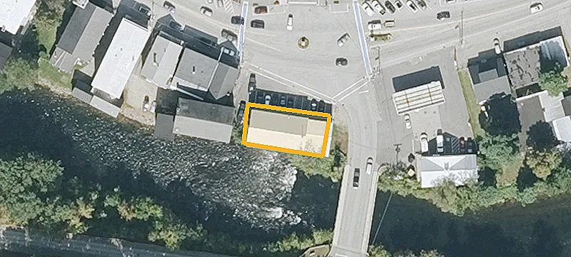 258 Main St