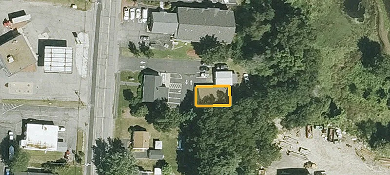 393 Daniel Webster Hwy