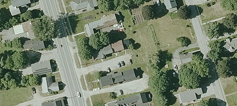 96 Main St