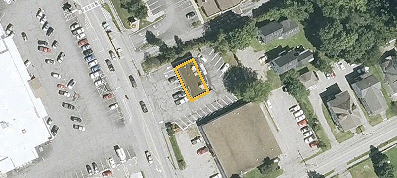 369 Main St