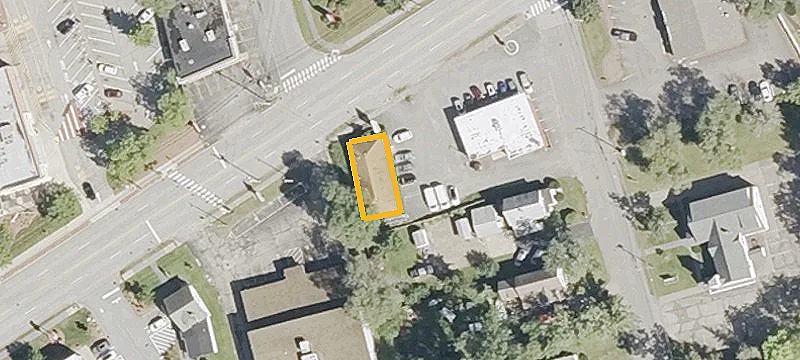 122 Loudon Rd