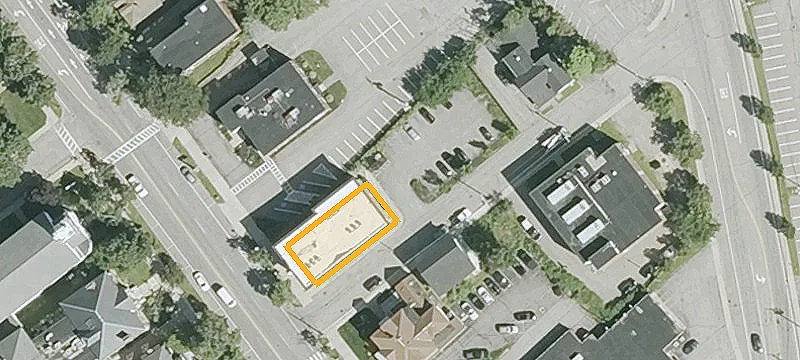 68 Main St